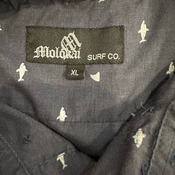 Molokai Surf Men’s Short Sleeve Button Down Shirt - Picture 3 of 5